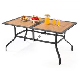   VEVOR kültéri terasz étkezőasztal, 150 cm hosszú téglalap alakú, fahatású acélléces hátsó udvari bisztróasztalok 4-6 fő részére, 38 mm-es esernyőlyukkal, minden időjárási körülmény között használható nagyméretű bútor gyepkerti ver